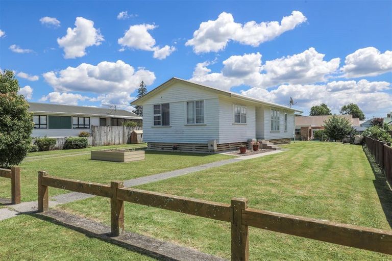 Photo of property in 9 Harlock Place, Huntly, 3700