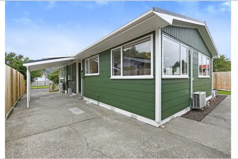 Photo of property in 81 California Drive, Totara Park, Upper Hutt, 5018