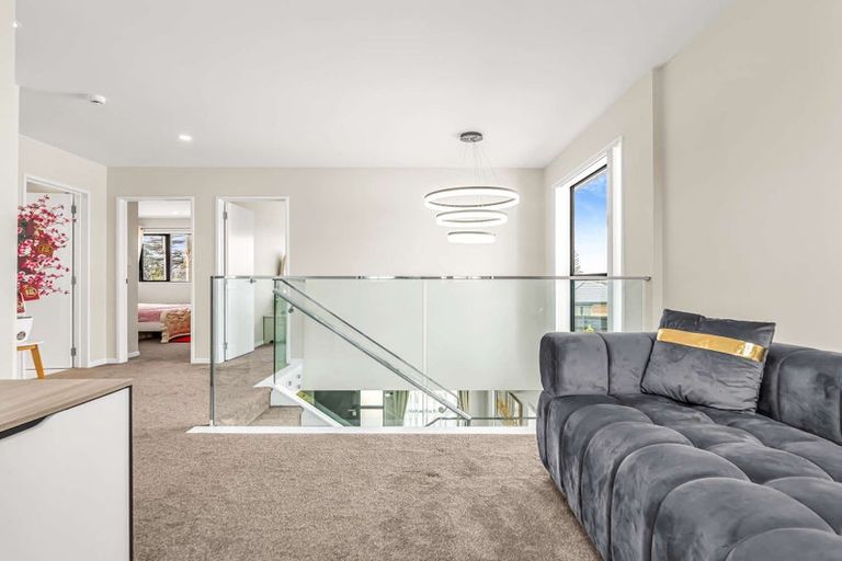 Photo of property in 6/684 Te Atatu Road, Te Atatu Peninsula, Auckland, 0610