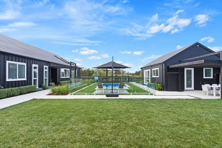 Photo of property in 10 Valley Road, Waitoki, Kaukapakapa, 0871