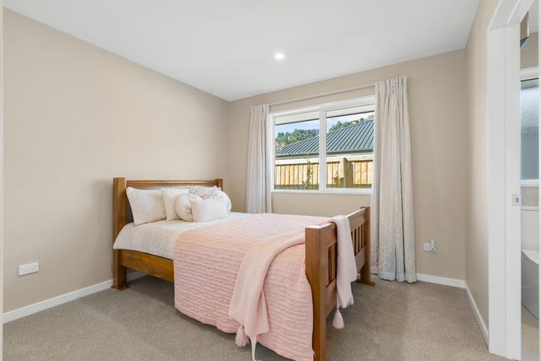 Photo of property in 30 Withers Crescent, Halswell, Christchurch, 8025