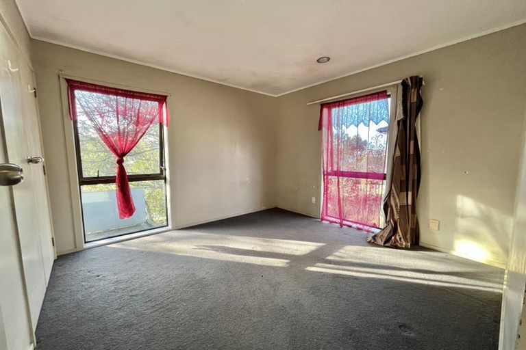 Photo of property in 9 Everglade Drive, Goodwood Heights, Auckland, 2105