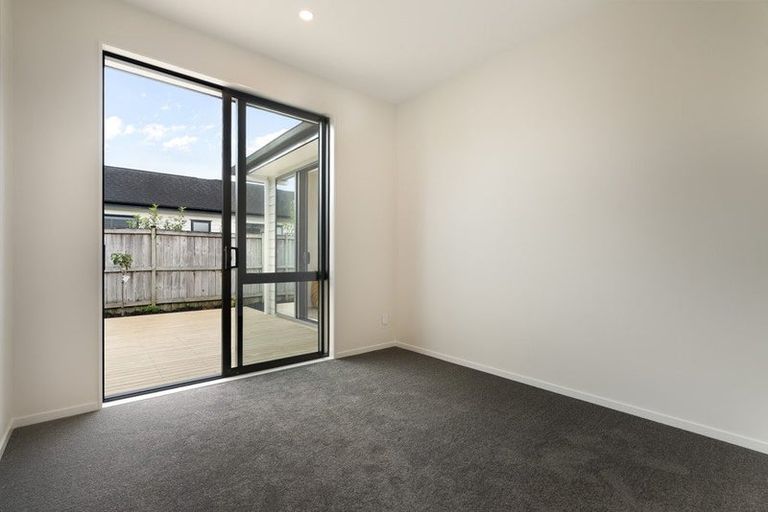 Photo of property in 24 Josh Road, Huapai, Kumeu, 0810