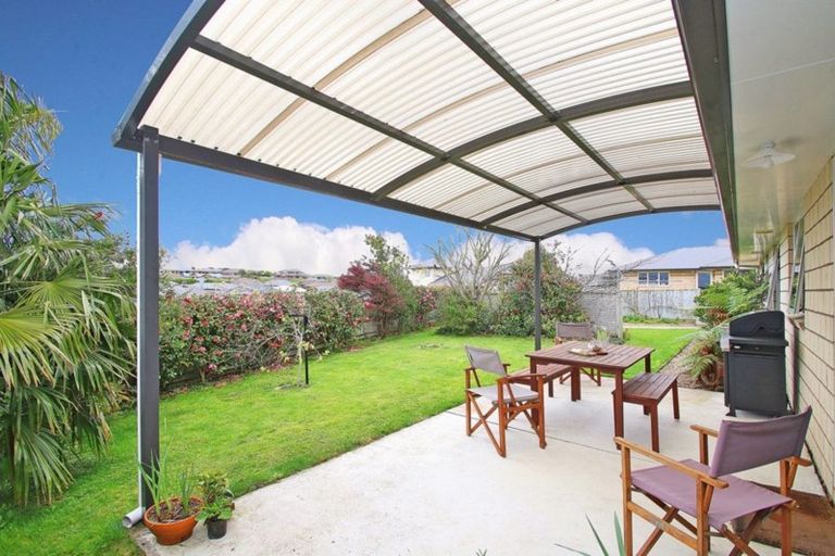 Photo of property in 81 Farnborough Drive, Grandview Heights, Hamilton, 3200