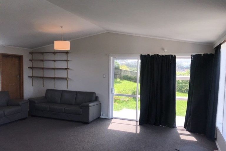 Photo of property in 34 Grove Road, Kelburn, Wellington, 6012