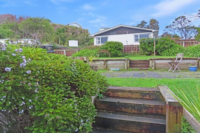 Photo of property in 3 Christchurch Crescent, Kelson, Lower Hutt, 5010