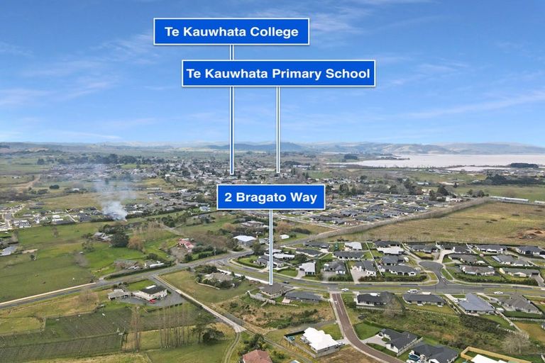 Photo of property in 2 Bragato Way, Te Kauwhata, 3710