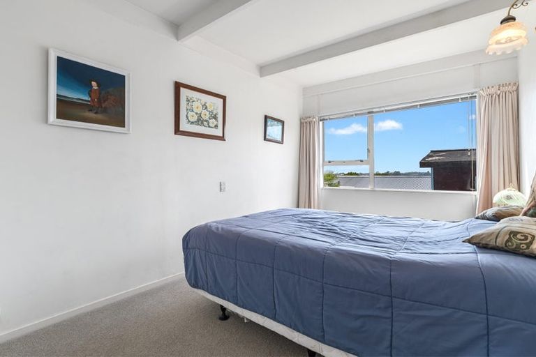 Photo of property in 2 Knox Place, Greerton, Tauranga, 3112