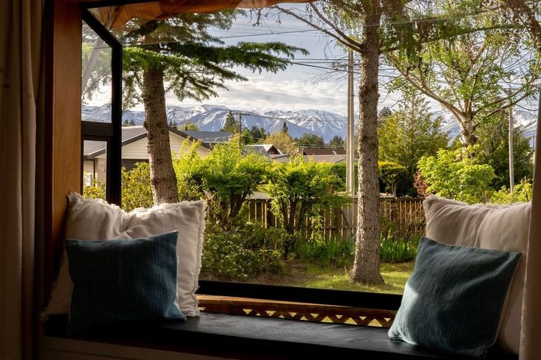 Photo of property in 10 Glencairn Road, Twizel, 7901