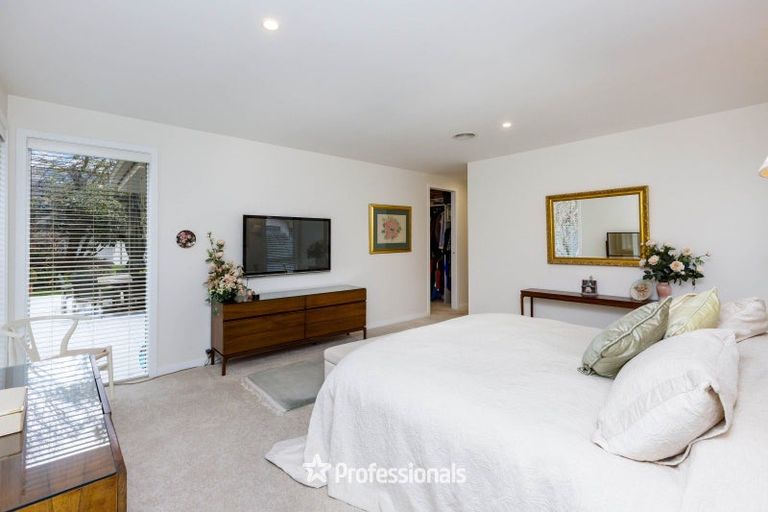 Photo of property in 5 Bateson Way, Heretaunga, Upper Hutt, 5018