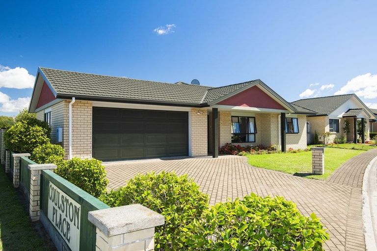 Photo of property in 1 Coulston Place, Riverdale, Gisborne, 4010