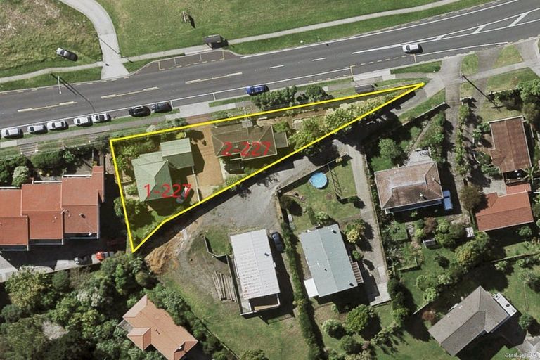 Photo of property in 2/227 Sunset Road, Sunnynook, Auckland, 0632