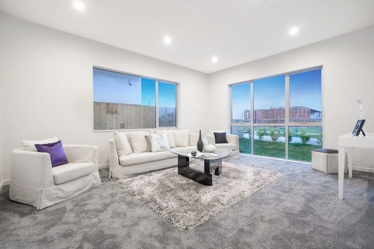 Photo of property in 10 Rauaruhe Road, Karaka, Papakura, 2113