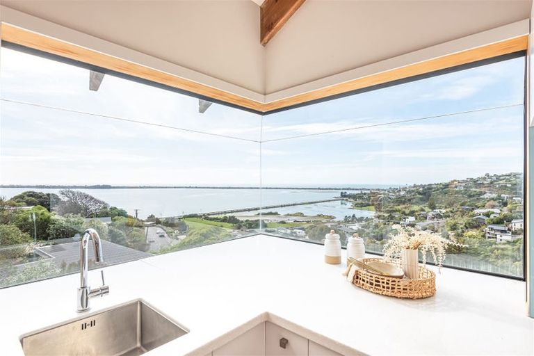 Photo of property in 64 Mount Pleasant Road, Mount Pleasant, Christchurch, 8081