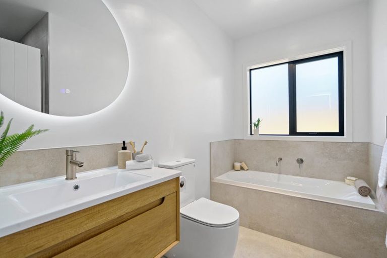 Photo of property in 12 Mary Ann Drive, Cambridge, 3434