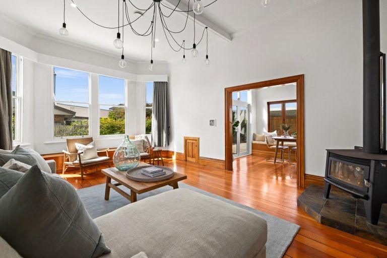 Photo of property in 49 Te Aute Road, Havelock North, 4130