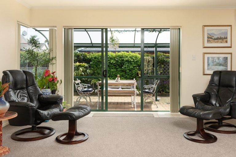 Photo of property in 9 Moffat Way, Bethlehem, Tauranga, 3110