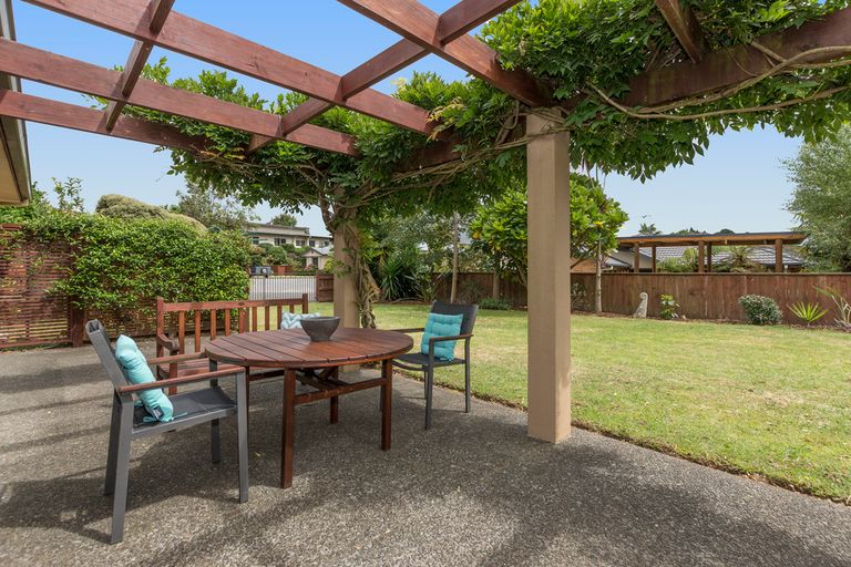 Photo of property in 90 Rowesdale Drive, Ohauiti, Tauranga, 3112