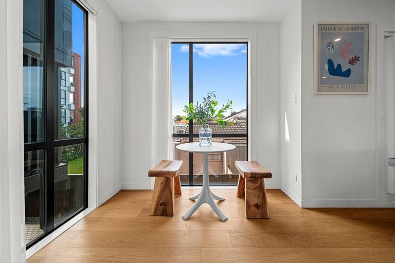 Photo of property in 5b Lomond Street, Takapuna, Auckland, 0622