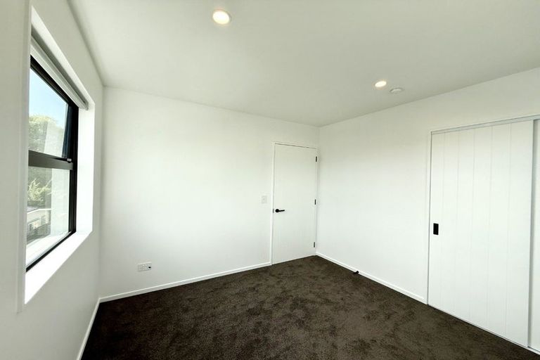 Photo of property in 37 Wildberry Street, Woolston, Christchurch, 8023