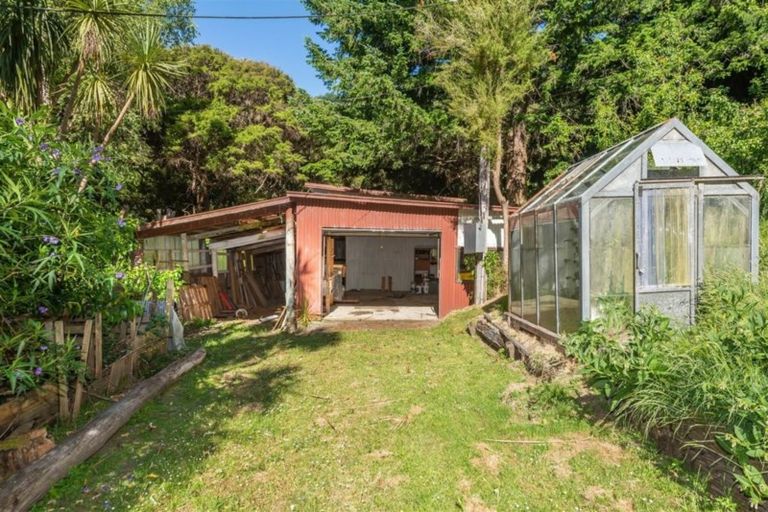 Photo of property in 102 Reynolds Valley Road, Okuti Valley, Little River, 7591