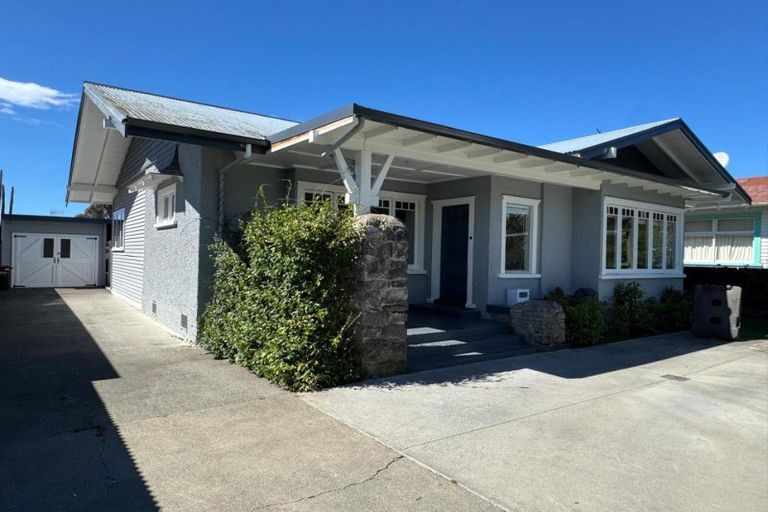 Photo of property in 127 Georges Drive, Napier South, Napier, 4110