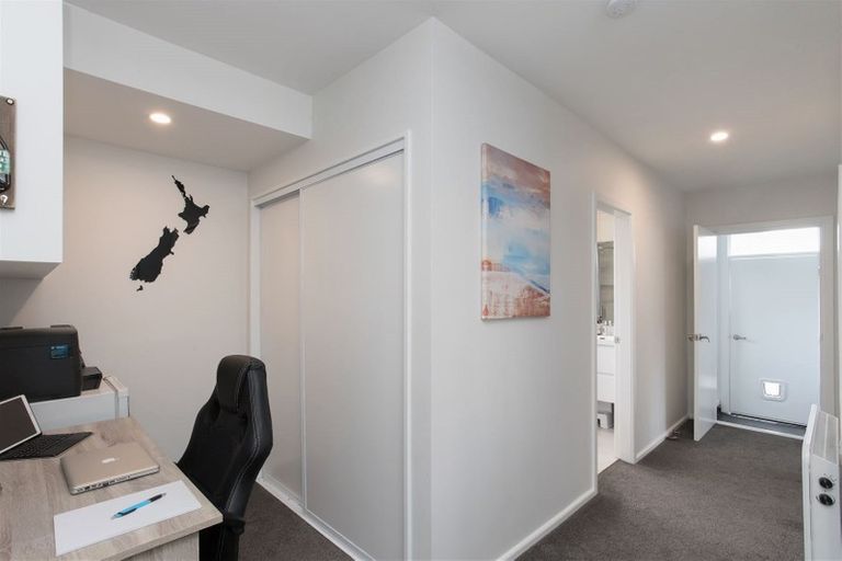 Photo of property in 117 Sawyers Arms Road, Northcote, Christchurch, 8052