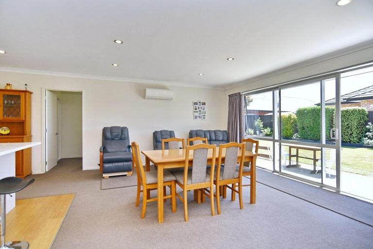 Photo of property in 7 Wairepo Close, Rangiora, 7400