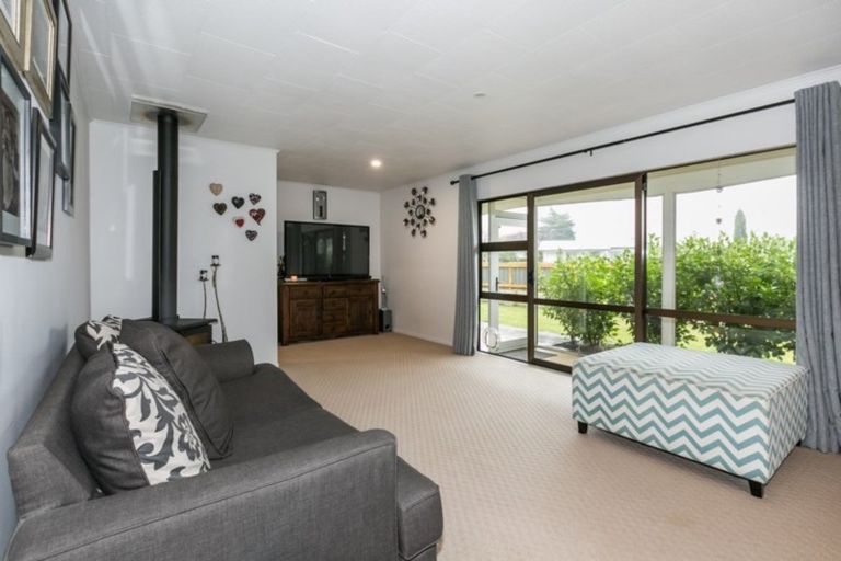 Photo of property in 8 Ryan Crescent, Greenmeadows, Napier, 4112