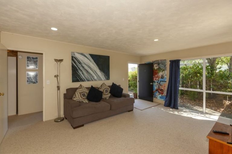 Photo of property in 4c Cedar Drive, Paraparaumu Beach, Paraparaumu, 5032