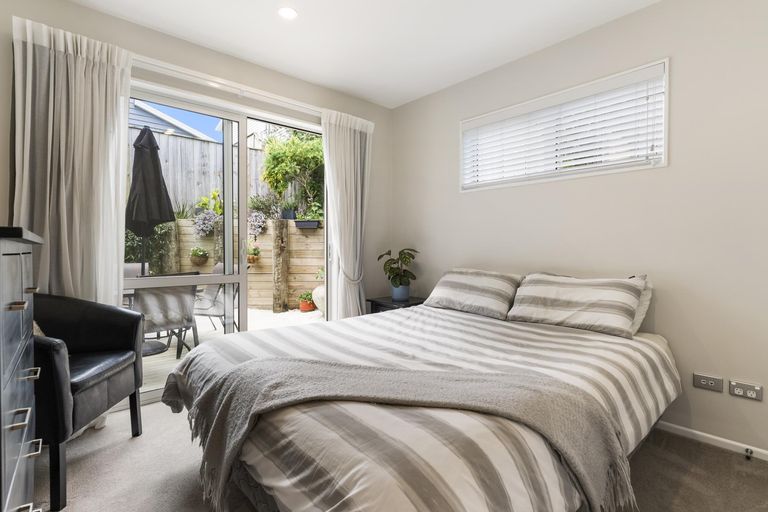 Photo of property in 6b Gibraltar Street, Howick, Auckland, 2014