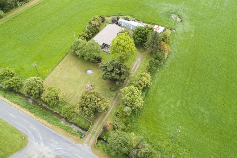 Photo of property in 1394 Kairanga Bunnythorpe Road, Kairanga, Palmerston North, 4475