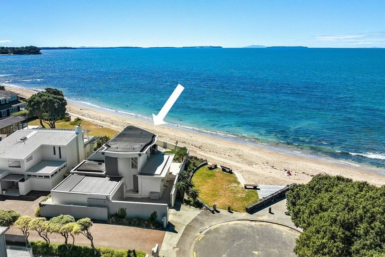 Photo of property in 26 Tiri Road, Milford, Auckland, 0620