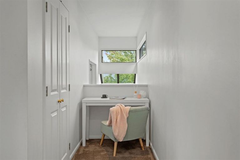 Photo of property in 124 Springfield Road, St Albans, Christchurch, 8014