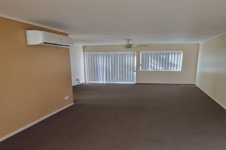 Photo of property in 9 Kona Crescent, Henderson, Auckland, 0610