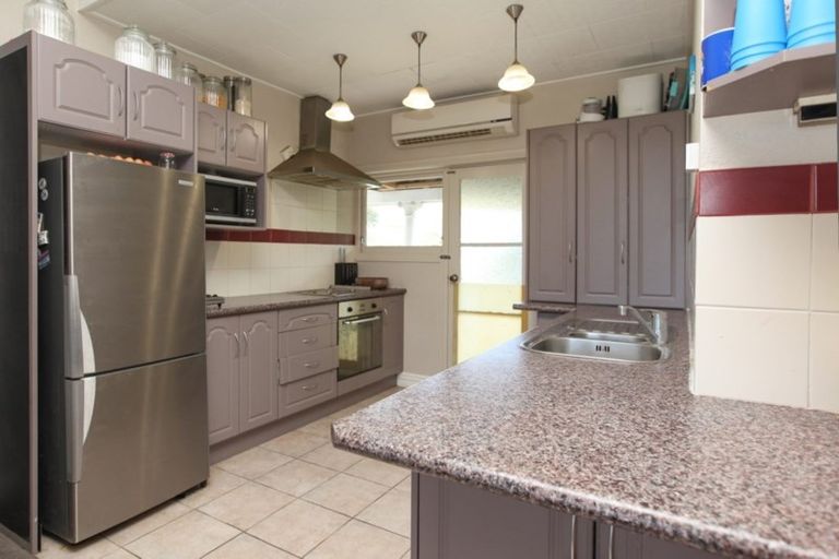 Photo of property in 24 Deseret Road, Temple View, Hamilton, 3218