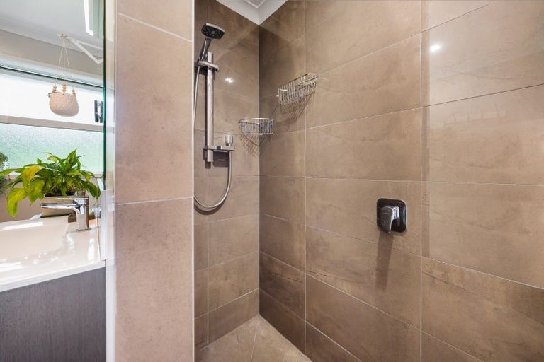 Photo of property in 26 Lacebark Drive, Kinloch, Taupo, 3377