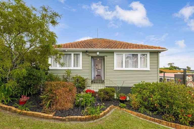 Photo of property in 9 Ambler Avenue, Glen Eden, Auckland, 0602