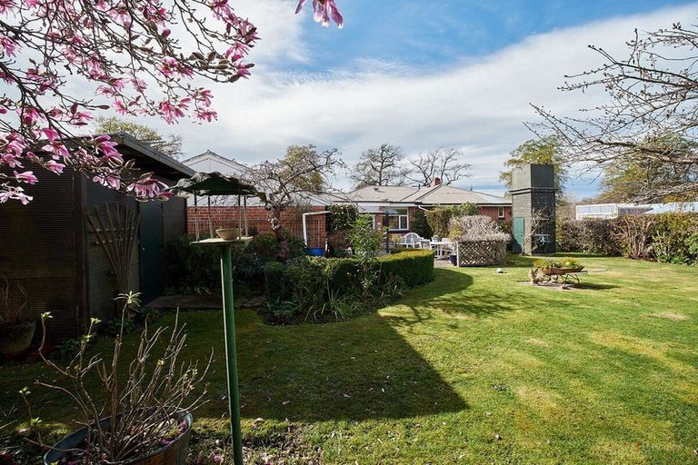 Photo of property in 57 Main North Road, Geraldine, 7930