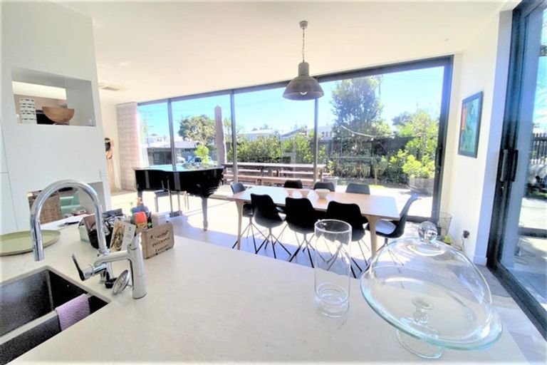 Photo of property in 258 Oceanbeach Road, Mount Maunganui, 3116