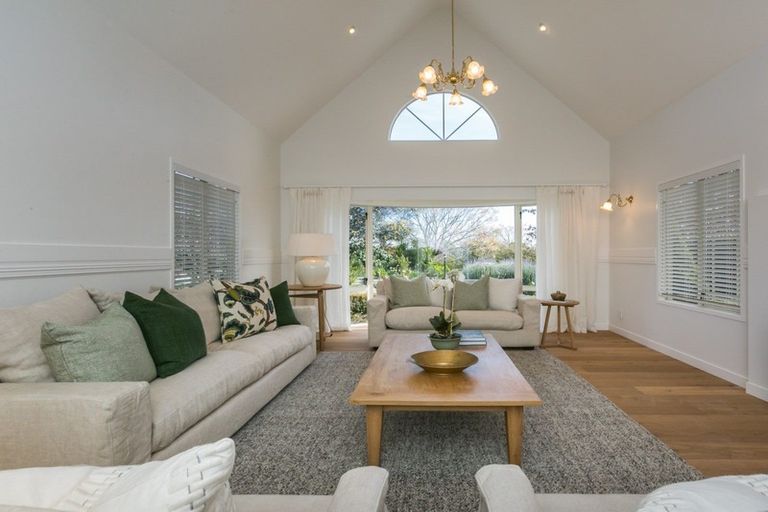 Photo of property in 130 Margaret Avenue, Havelock North, 4130