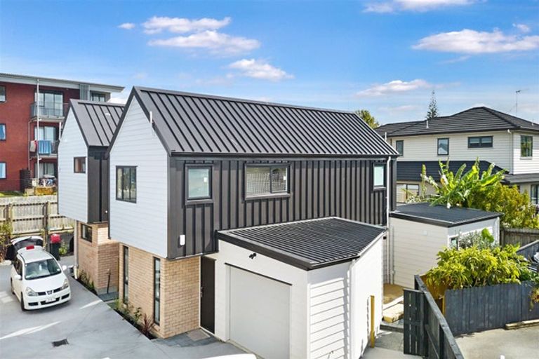 Photo of property in 40c Nikau Street, New Lynn, Auckland, 0600