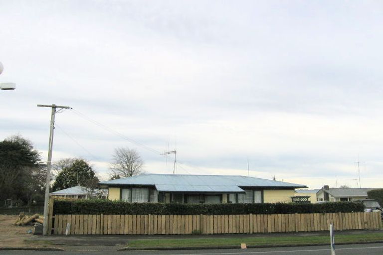 Photo of property in 27 Tuhikaramea Road, Dinsdale, Hamilton, 3204