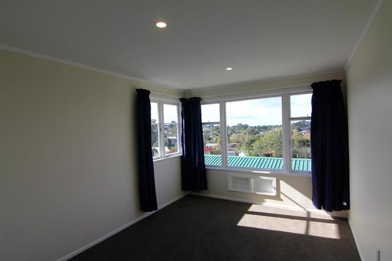 Photo of property in 26 Elizabeth Drive, West Harbour, Auckland, 0618