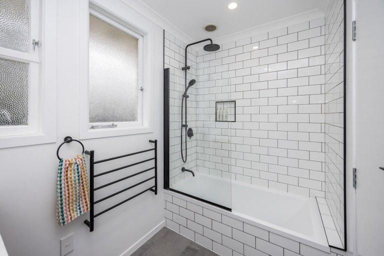 Photo of property in 7 Manapouri Place, Glenview, Hamilton, 3206