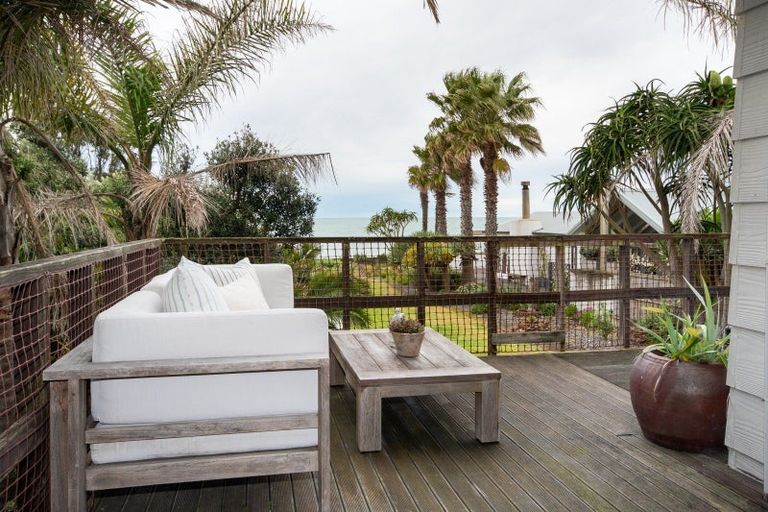 Photo of property in 279 Clifton Road, Te Awanga, 4102