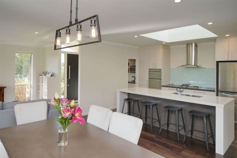 Photo of property in 14 Riverside Way, Amberley, 7410