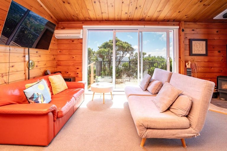 Photo of property in 4 Baxter Way, Karori, Wellington, 6012