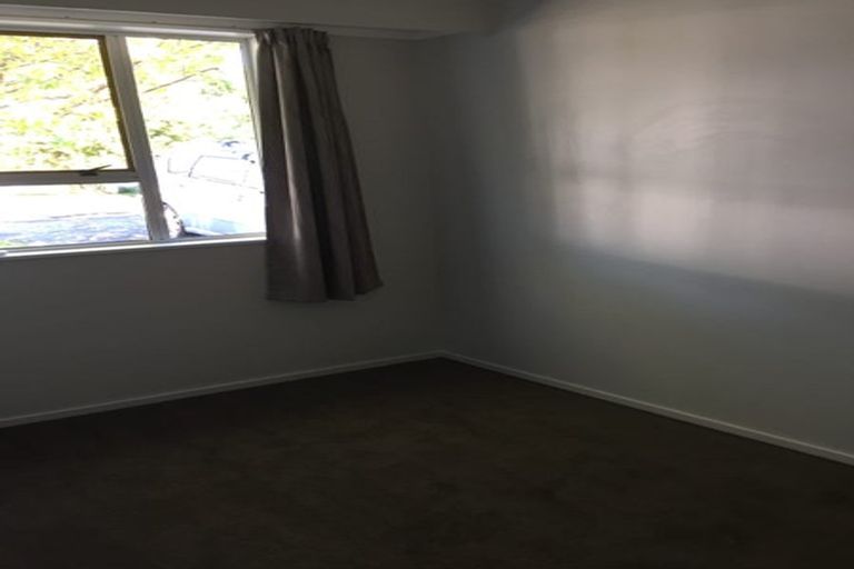 Photo of property in 43a Hicks Close, Whitby, Porirua, 5024