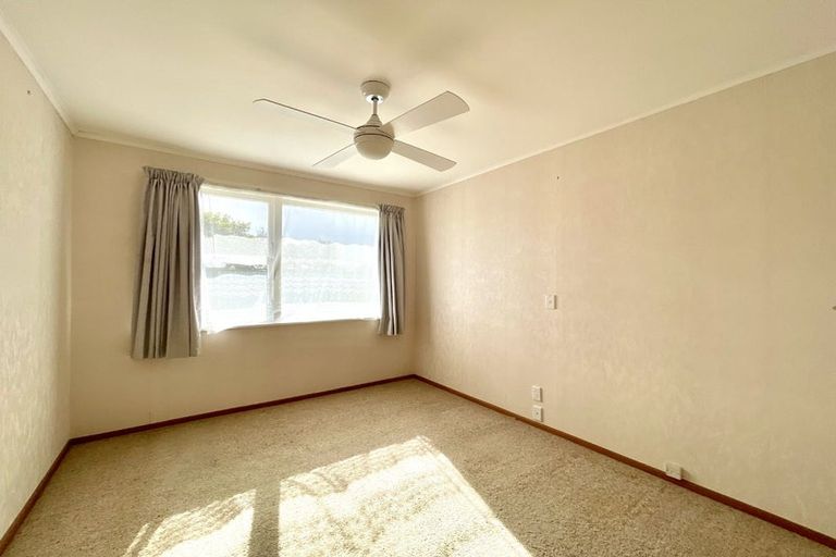 Photo of property in 18a Tomo Street, New Lynn, Auckland, 0600